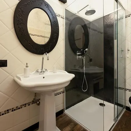 Apartment Pitti Elegant *