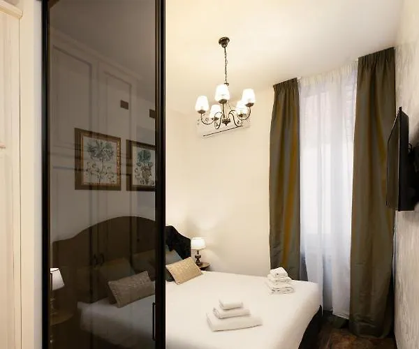 Apartment Pitti Elegant *